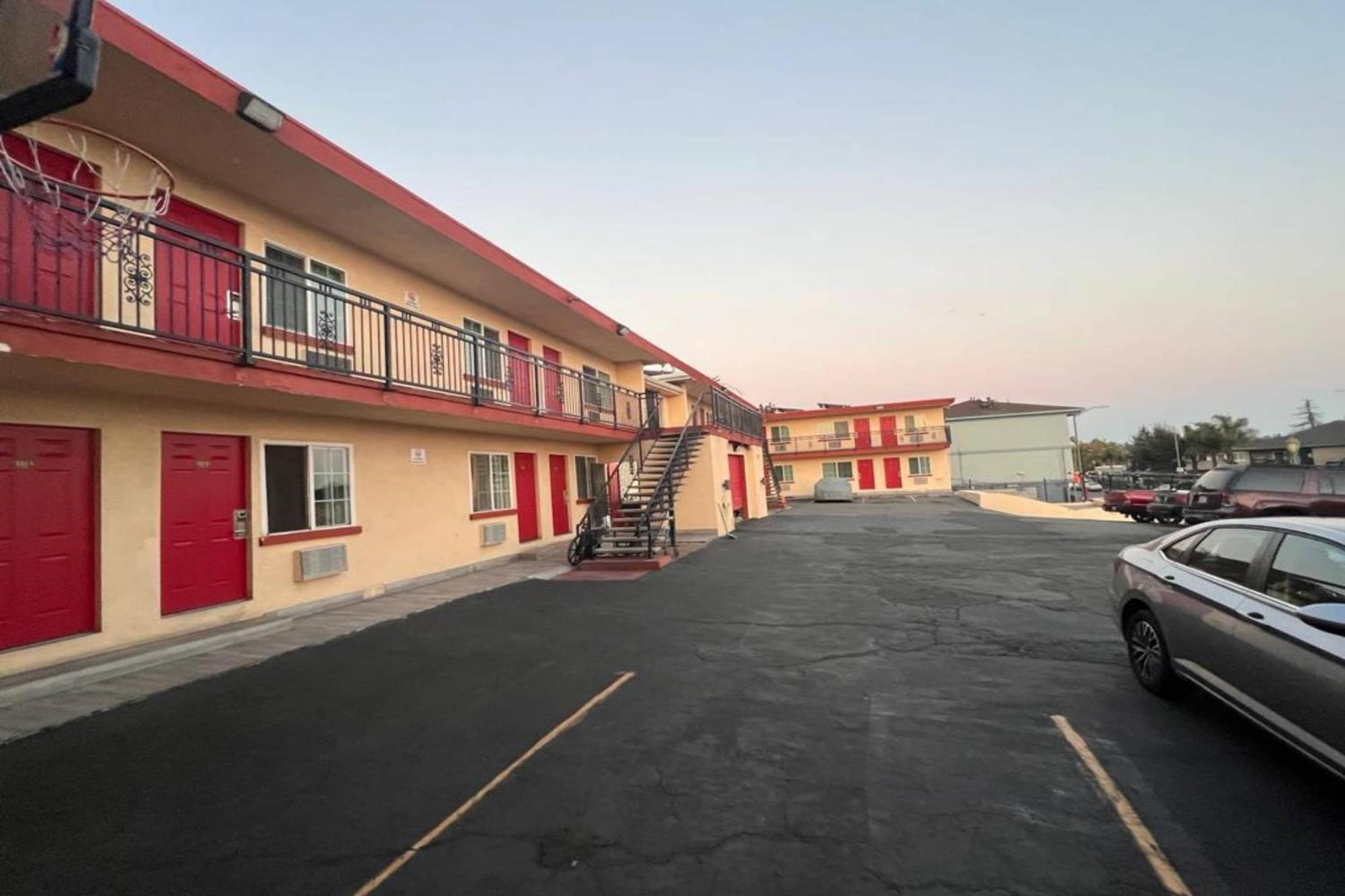 Premier Inn & Suites -Listing Partner Oakland Kültér fotó